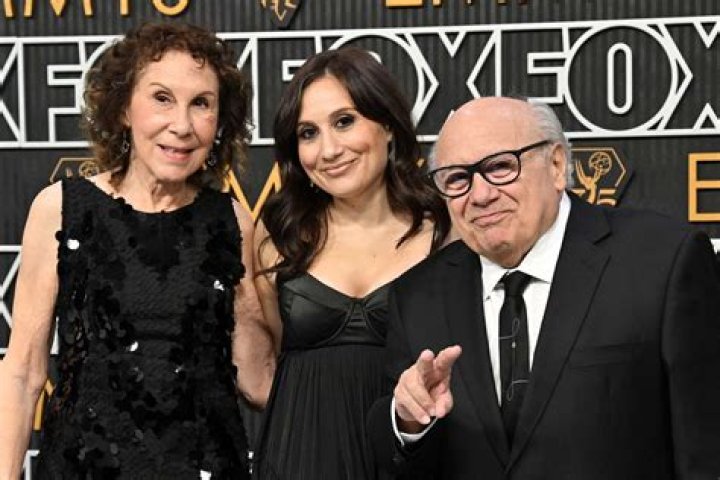 Rhea Perlman Children: Lucy DeVito, Jake DeVito and Grace Fan DeVito